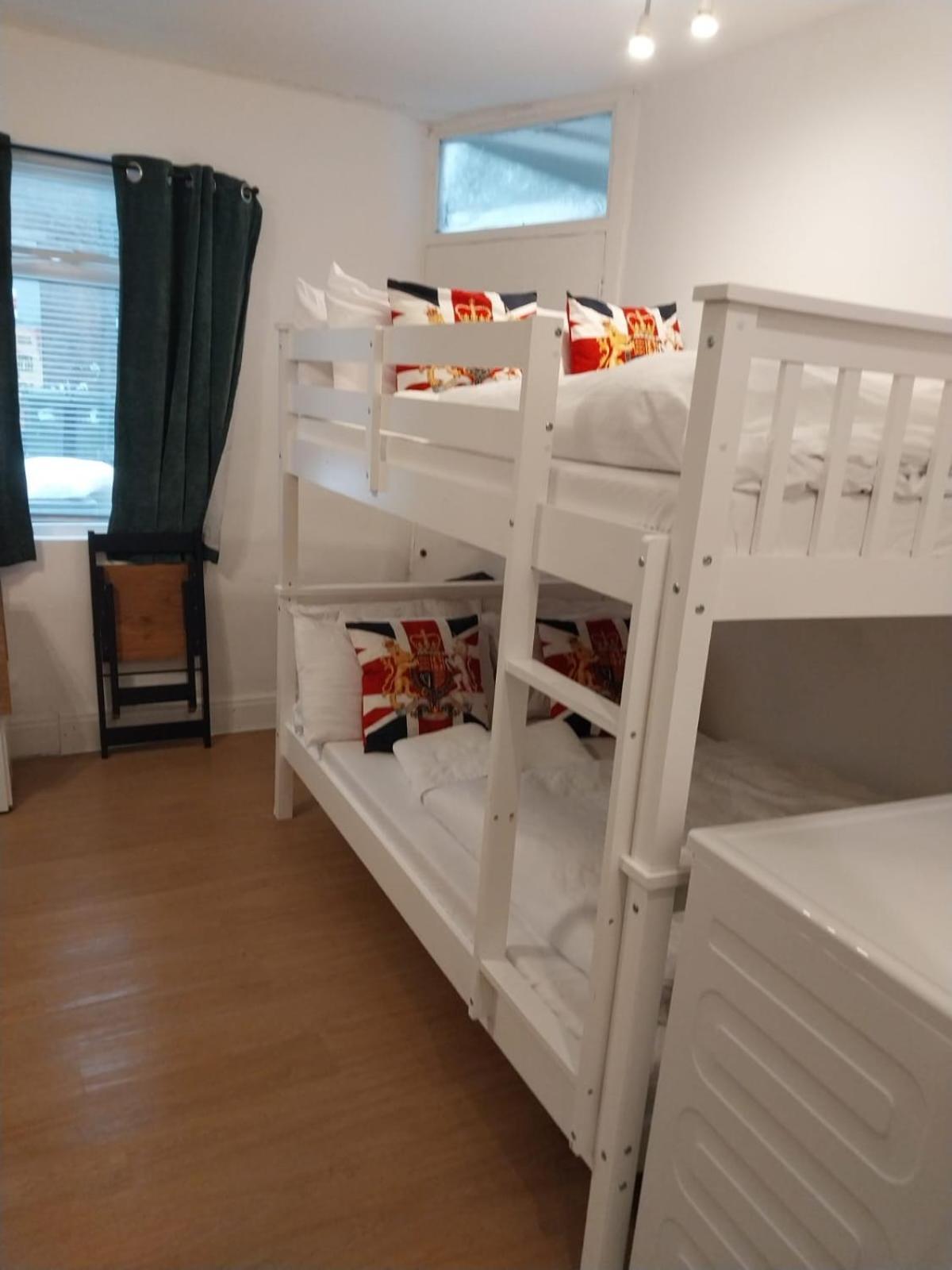 Stay In Edgware Road Guesthouse لندن المظهر الخارجي الصورة